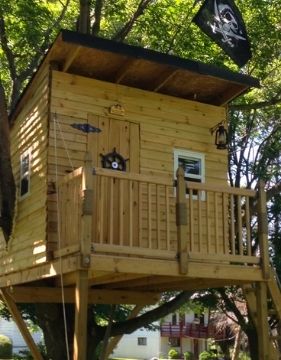 Pirate Hideout Treehouse