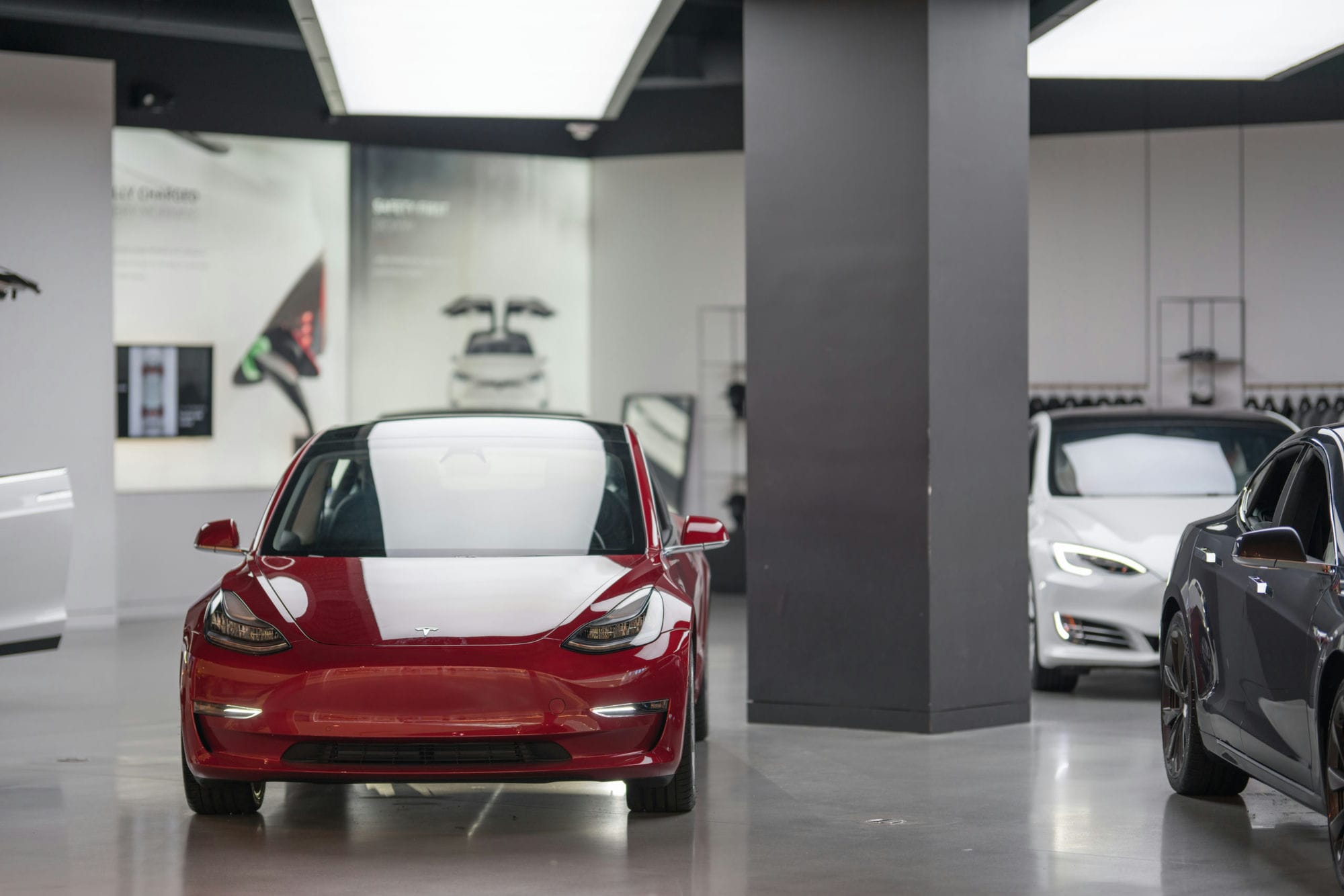 Photo Of A New Tesla Model 3 In The Aventura Mall Showroom Stockpack Deposit Photos