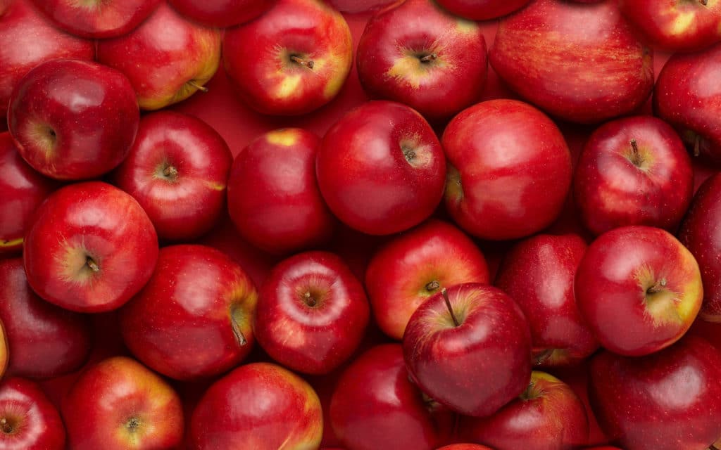 Red,apples,in,large,quantities