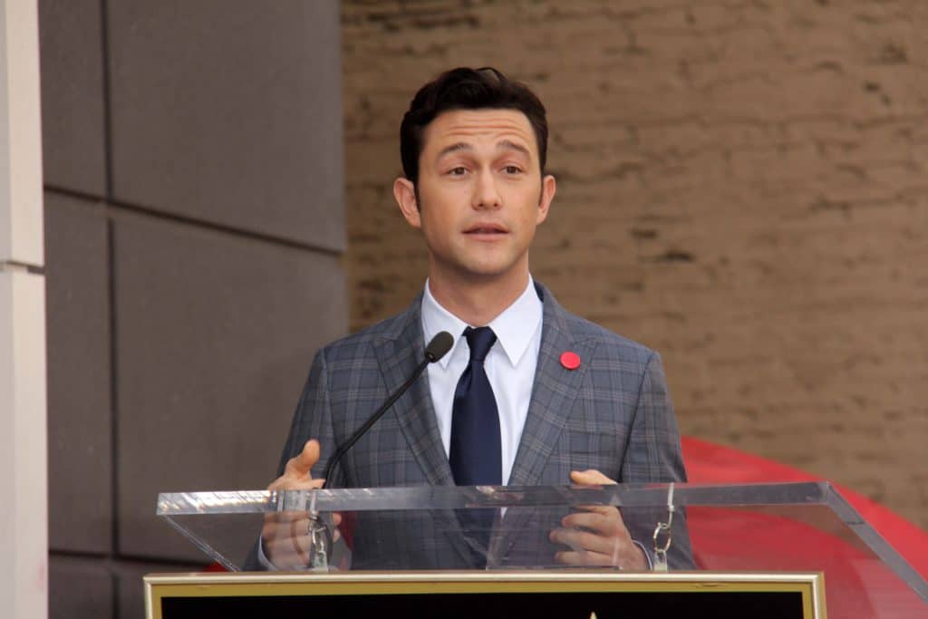 Joseph Gordon Levitt At Julianne Moore's Star On The Hollywood Walk