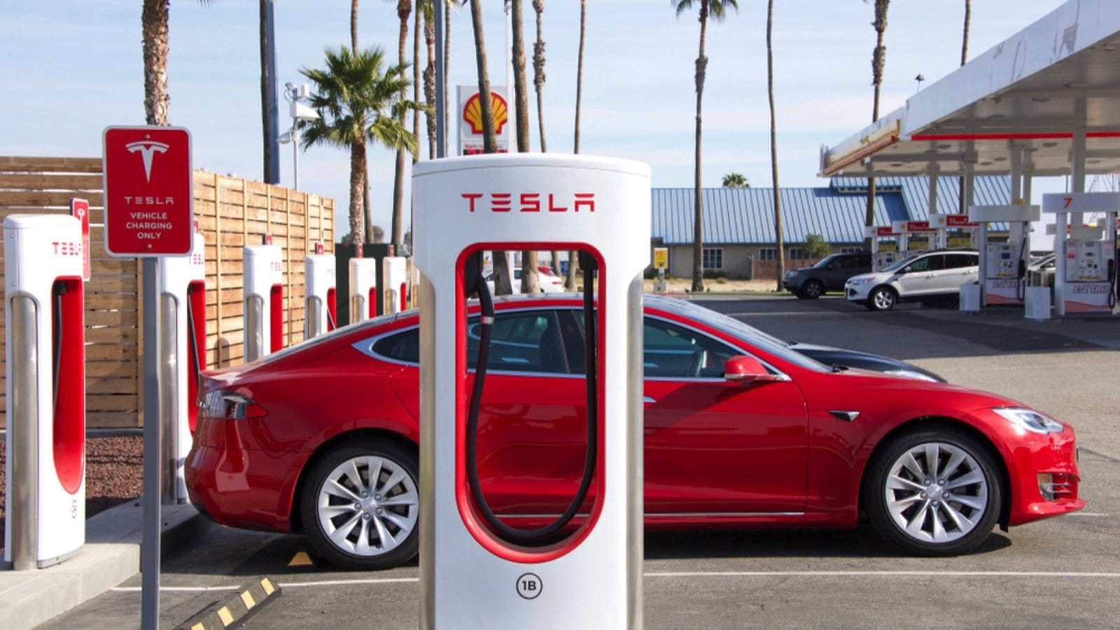 Bakersfield, CA - December 18, 2017: Tesla Super Charging station on Stockdale Hwy and the 5 fwy. Tesla Supercharger stations allow Tesla cars to be fast-charged at the network within an hour.